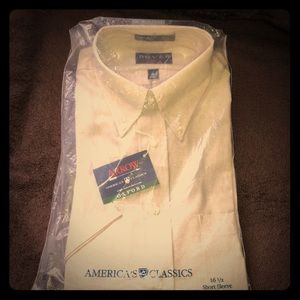 Beige Arrow American Classic short sleeve..NEW